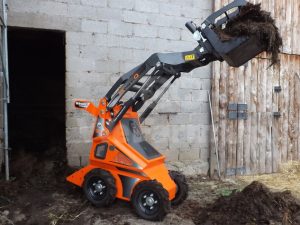 Mini rakodógép prémium kivitelben. Olasz tervezés és gyártás. Workyquad sorozat.